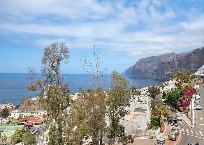 Bonitas Vistas A Acantilados * Puerto de Santiago (Tenerife)
